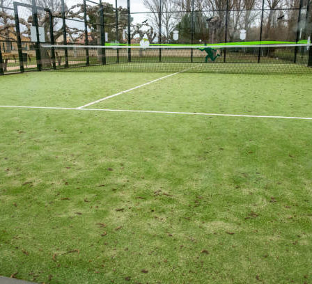 Rénovation court de tennis en gazon synthétique Saint-Raphaël