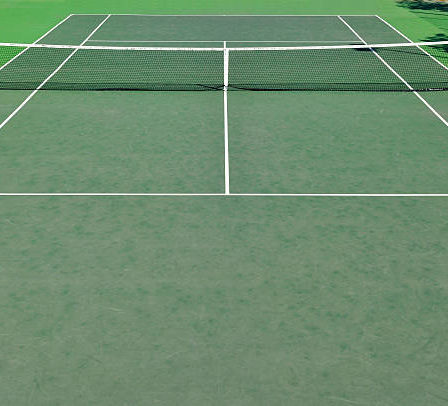 Construction d'un court de tennis à Saint-Tropez