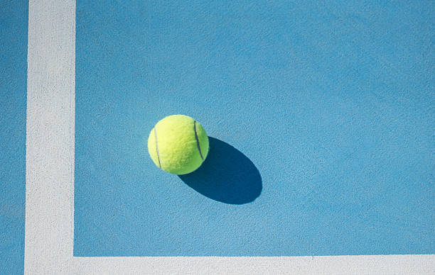 Construction d'un court de tennis à Toulon