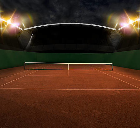Construction d'un court de tennis à Toulon
