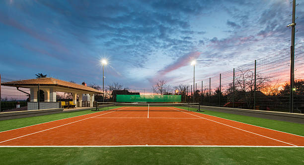 Construction d'un court de tennis à Saint-Raphaël