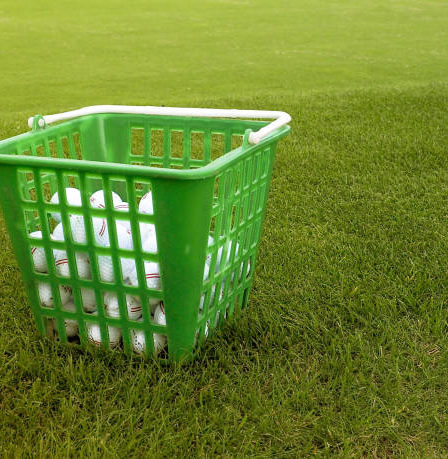 Construction d'un terrain de tennis en gazon synthétique à Antibes