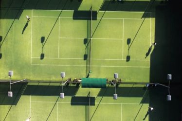 Construction d'un court de tennis à Saint-Tropez