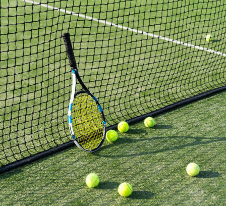 Construction d'un court de tennis à Cannes