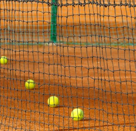 Construction d'un court de tennis à Aix-en-Provence