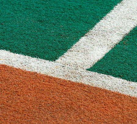 Construction d'un court de tennis à Cannes