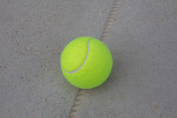 Construction d'un court de tennis en béton poreux en Aix-en-Provence