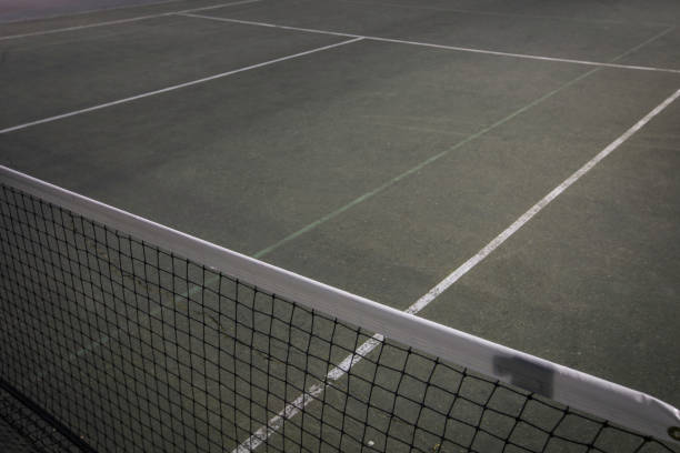 Construction d'un terrain de tennis en béton poreux à Cannes