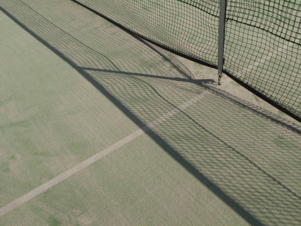 Construction d'un terrain de tennis en béton poreux à Cannes