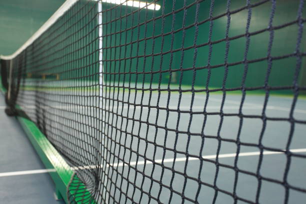 Construction d'un terrain de tennis en béton poreux à Cannes