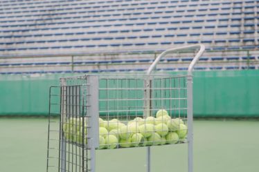 Construction d'un court de tennis à Nice