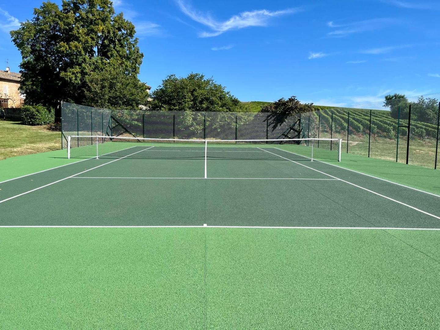 Construction court de tennis Gassin
