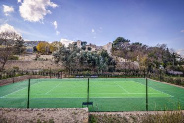 Construction court de tennis Gassin