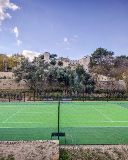 Construction court de tennis Gassin