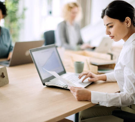 Automatiser son business en ligne nécessite un mindset tourné vers l’innovation et l’adaptation. En effet, un entrepreneur doit toujours