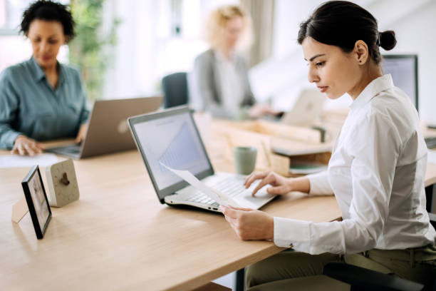 Automatiser son business en ligne nécessite un mindset tourné vers l’innovation et l’adaptation. En effet, un entrepreneur doit toujours