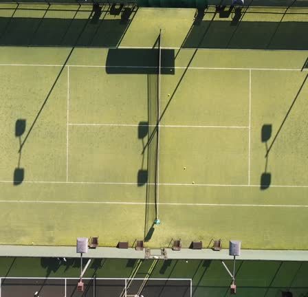 Construction d'un court de tennis à Cannes