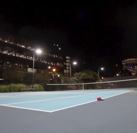Construction d'un court de tennis à Cannes
