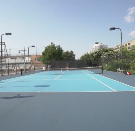Construction court de tennis Gassin