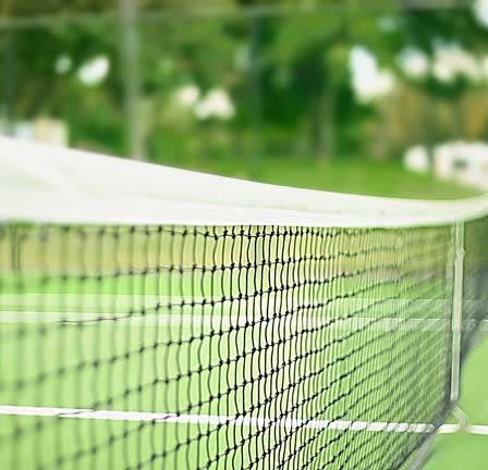 Construction court de tennis Gassin