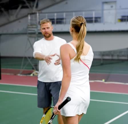 Construction court de tennis Gassin