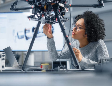 Éviter les erreurs classiques permet de renforcer son side hustle. Une bonne planification est indispensable.