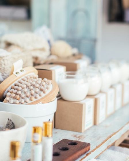 découvrez notre collection unique d'accessoires faits main. chaque pièce est soigneusement conçue pour ajouter une touche artisanale à votre style. parfaits pour toutes les occasions, nos accessoires artisanaux allient qualité et créativité.