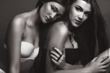 découvrez notre vaste collection de lingerie élégante et séduisante pour toutes les silhouettes. conçue pour le confort et la confiance, notre lingerie met en valeur votre beauté tout en vous offrant un ajustement parfait. explorez nos styles variés pour chaque occasion !