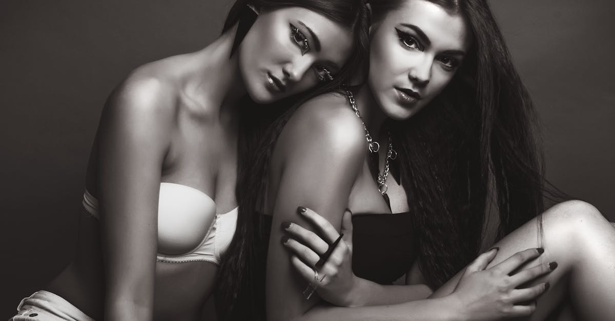 découvrez notre vaste collection de lingerie élégante et séduisante pour toutes les silhouettes. conçue pour le confort et la confiance, notre lingerie met en valeur votre beauté tout en vous offrant un ajustement parfait. explorez nos styles variés pour chaque occasion !