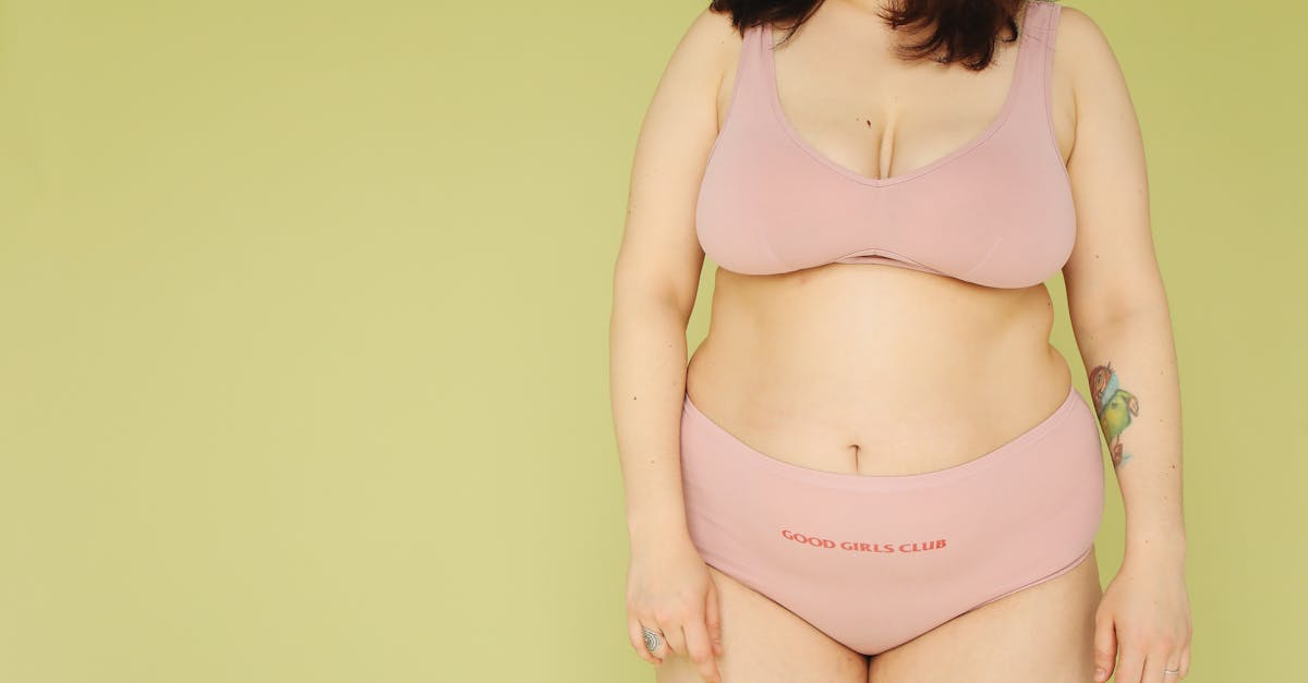 découvrez les dernières tendances en matière de lingerie : styles, matières et inspirations qui redéfinissent l'élégance et le confort. restez à la pointe de la mode avec nos conseils et sélections incontournables.