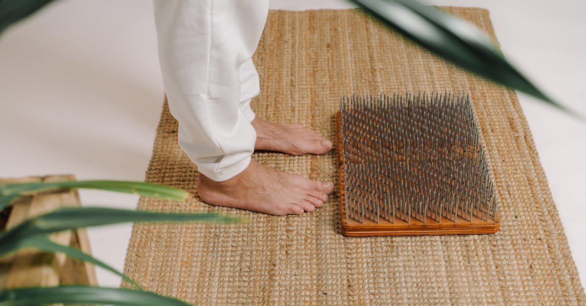 découvrez les bienfaits de l'acupression grâce à un tapis d'acupression : soulagement du stress, amélioration de la circulation sanguine, réduction des douleurs musculaires et promotion d'un sommeil réparateur. idéal pour votre bien-être au quotidien.