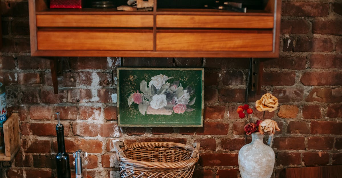 découvrez notre collection de vases décoratifs, parfaits pour embellir votre intérieur. avec des designs variés et élégants, ces vases ajoutent une touche de style à n'importe quelle pièce. idéaux pour mettre en valeur vos fleurs ou comme objets décoratifs à part entière.