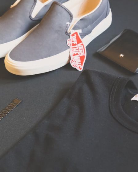 découvrez notre sélection tendance d'accessoires de mode qui sublimeront vos tenues. des bijoux élégants aux sacs stylés, trouvez l'élément parfait pour exprimer votre style unique.
