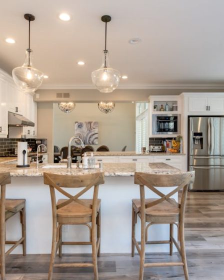 découvrez votre refuge idéal avec notre sélection de maisons. que vous cherchiez un appartement moderne ou une villa traditionnelle, trouvez votre nouveau chez-vous en un clic.