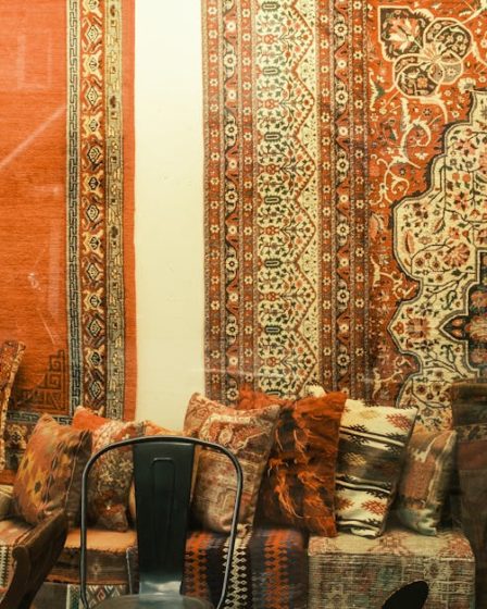 découvrez les dernières tendances déco pour transformer votre intérieur : couleurs, matériaux, styles et astuces incontournables en 2024.