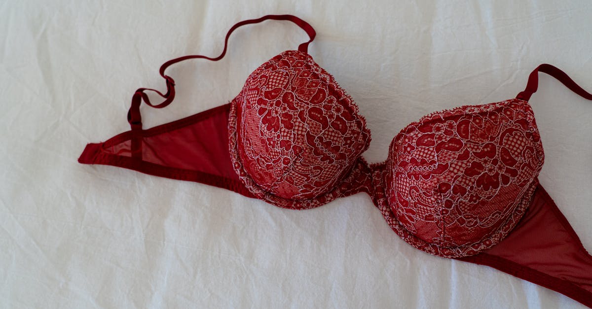 découvrez notre collection de lingerie sexy alliant élégance et sensualité pour sublimer votre silhouette et booster votre confiance.