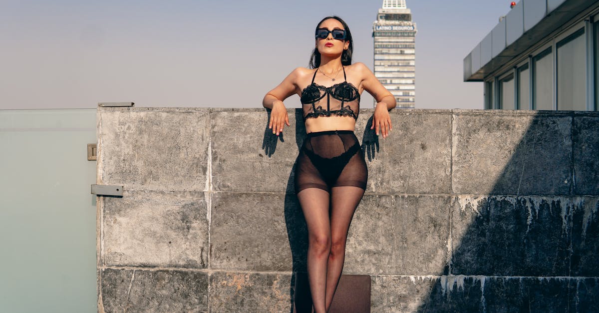 découvrez stone fox lingerie, une marque élégante alliant confort et style avec des pièces uniques et raffinées pour sublimer votre féminité au quotidien.