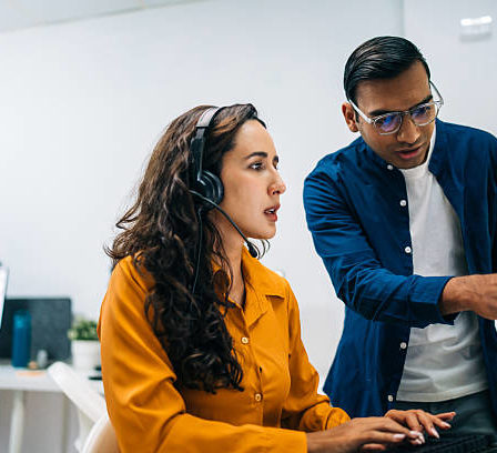 La dimension humaine est essentielle dans une Vidéo Recrutement Paris réussie. En effet, les candidats veulent se projeter et savoir s’ils vont s’intégrer