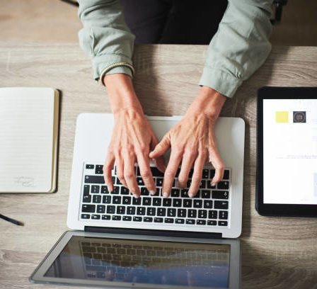 un projet de branding Lyon doit refléter l’ADN de votre entreprise tout en intégrant les spécificités culturelles et