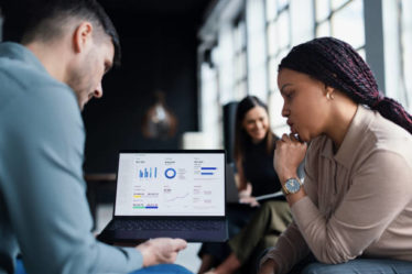 le branding Lyon devient un outil essentiel pour créer un lien émotionnel entre votre activité et la culture économique de