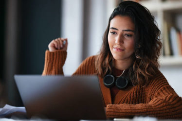 Le branding entreprise Paris permet justement de structurer cette image pour la rendre identifiable en quelques secondes.