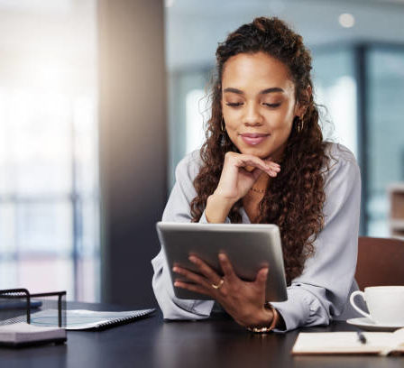 une stratégie de création site catalogue Paris bien structurée permet d’intégrer des fonctionnalités avancées comme