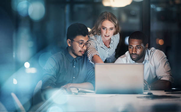 Un spécialiste SEO Squarespace Lyon analyse d’abord la vitesse de chargement, l’architecture des pages et l’optimisation mobile afin de rendre votre site